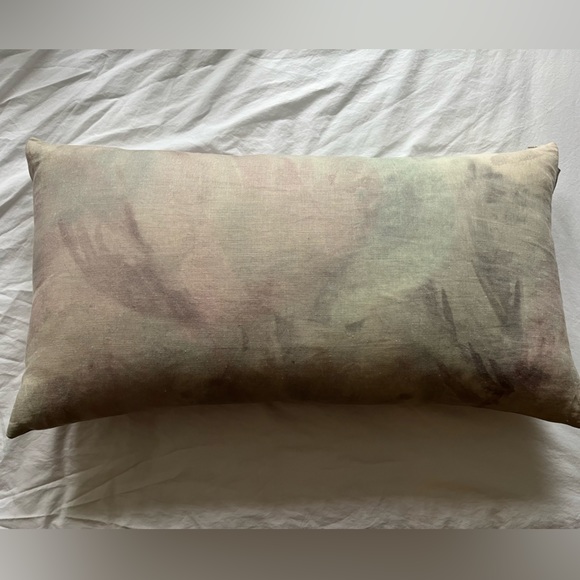 Eskayel 18” x 32” Pillow - Picture 4 of 5